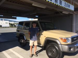 静岡県のＳ様に　トヨタ　ランドクルーザー７０　をご納車させて頂きました。