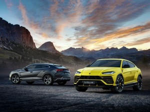 ランボルギーニがいよいよ新型SUV「ウルス」を発売