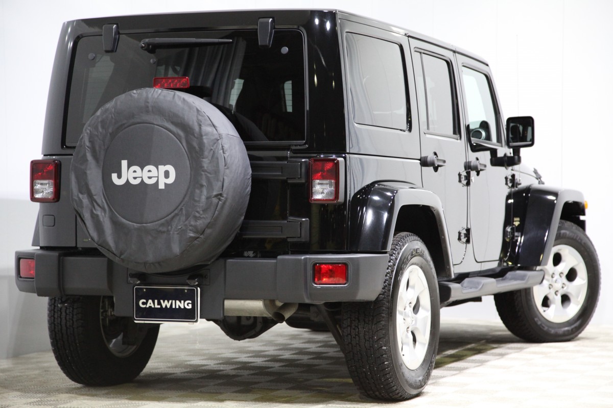 ジープ ラングラー スペアタイヤ 背面タイヤ カスタム JEEP