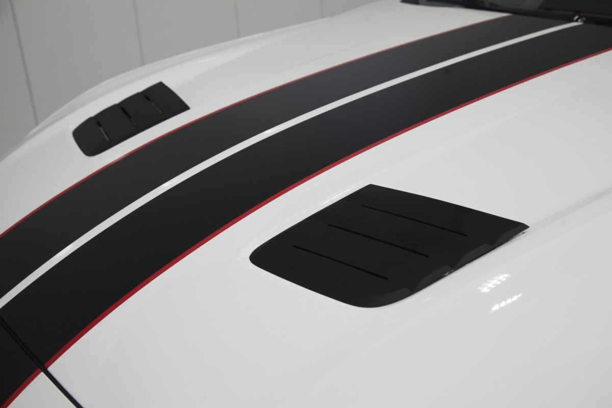 2018y フォード マスタングGT 純正ボンネットダクト ブラックアウト等に 2018y フォード マスタングGT 純正ボンネットダクト ブラック