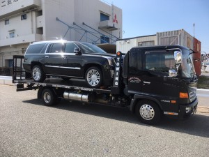 兵庫県のH社長様に 新車 キャデラック エスカレードESV プラチナムをご納車させていただきました。