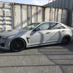 キャデラック CTS-V マッドグレーフルラッピング フォージアート カスタム
