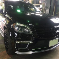 メルセデスベンツ　AMG　GL６３　ブレーキ　パッド　交換　低ダスト　