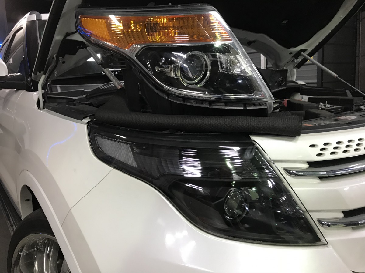 FORD EXPLORER ヘッドライト 交換 カスタム フォード FORD EXPLORER ヘッドライト 交換 カスタム フォード
