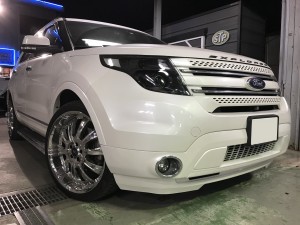 FORD EXPLORER　ヘッドライト　交換　カスタム　フォード　エクスプローラー　ディーラー