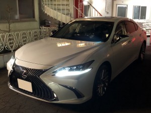 4台目のご購入有難うございます！埼玉県のY社長に新車レクサスES300hをご納車させていただきました！