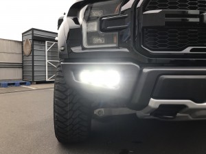 フォード　F－１５０　ラプター　ワークライト　ＬＥＤ　トノカバー　ホイール　ドラレコ　グリルペイント　車検　カスタム