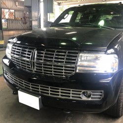 リンカーンナビゲーター ヘッドライト バーナー交換 点検 修理