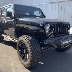 ＪＥＥＰ　ラングラー　ＪＬ　キャリパーカバー　フューエルドア　カスタム