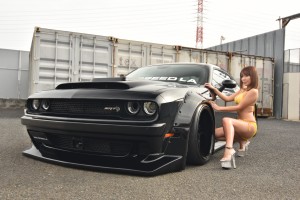 ダッジ DODGE チャレンジャー CHALLENGER ヘルキャット HELLCAT   BAD SPEED LA バッドスピードエルエー  可変バルブ ローダウン  ワイド カスタム