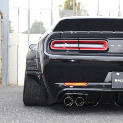 ダッジ DODGE チャレンジャー CHALLENGER ヘルキャット HELLCAT   BAD SPEED LA バッドスピードエルエー  可変バルブ ローダウン  ワイド カスタム