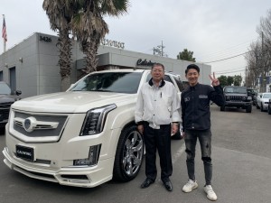 千葉県のS社長様にキャデラック エスカレード NEXTNATIONコンプリートモデルをご納車させて頂きました。
