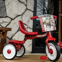 アメリカの家庭には一家に一台と言われるラジオフライヤーがデザインしたオシャレで可愛い三輪車♪