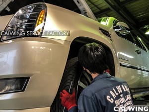  ’07エスカレード車検整備です。お預かりするとメカニックが隅々まで点検!  様々な点検を行い、下のお写真の様に全て記録していきます。お気付きでしょうか!?メカニックで唯一サウスポーなんです […]
