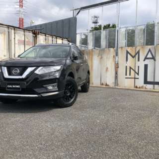 日産 ニッサン エクストレイル 左ハンドル  KMC ホイール  マッド タイヤ リフトアップ  カスタム