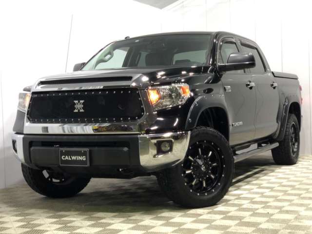 USトヨタ タンドラ - SR5　4×4　フルカスタム　FUEL20インチ　オーバーフェンダー　