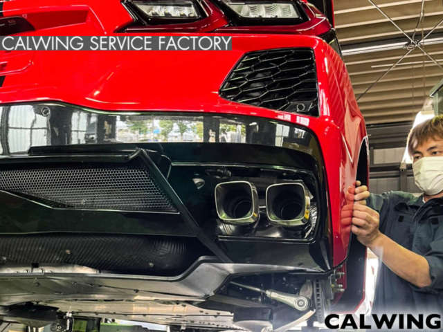 新車 C8コルベット 本国仕様から日本仕様へ改善作業になります‼️ 本国仕様のテールランプは赤色ウィンカーですので、日本仕様のオレンジ色へLEDを変更するため、テールレンズを外して作業します。 同様の作業を何台もやってき […]
