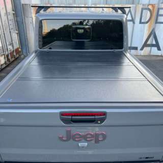 ジープ グラディエーター ルビコン リフトアップ ブロックタイヤ オフロード ルーフラック カスタム JEEP GLADIATOR RUBICON