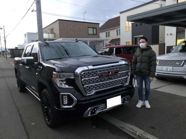 北海道のO社長に新車 GMC シエラ デナリ カーボンエディションをご納車させて頂きました!