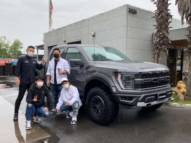 茨城県のK様に新車 フォード F-150 ラプター をご納車させて頂きました!