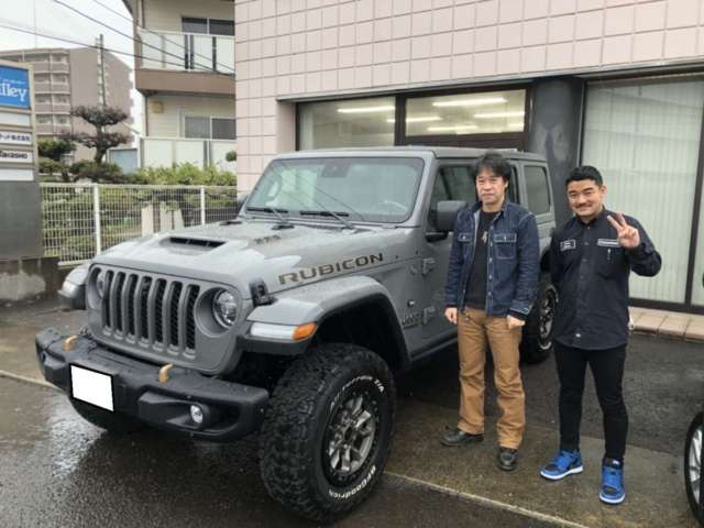 香川県のT社長に新車 ジープ ラングラー ルビコン392をご納車させて頂きました!
