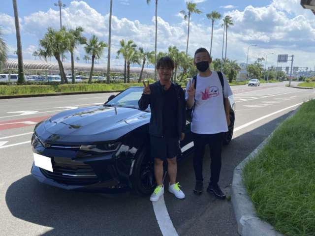 宮崎県のＭ社長にシボレー カマロ コンバーチブルをご納車させて頂きました。