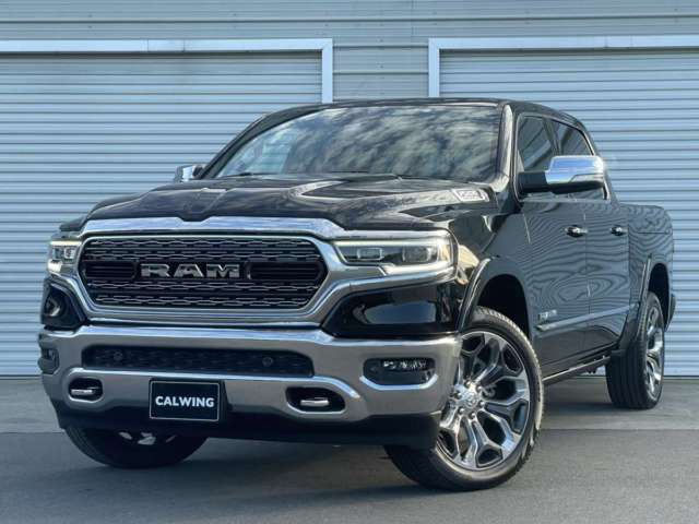 ラム ラム1500 リミテッド　AWD　4輪エアサス  12インチディスプレイ  パノラマルーフ