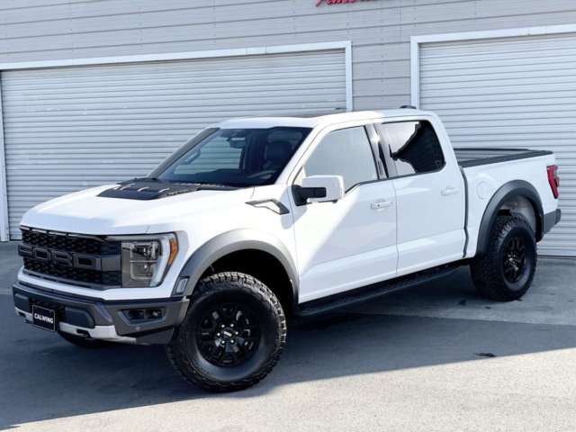 神奈川県のY様に新車 フォード F-150 ラプターをご納車させていただきました！