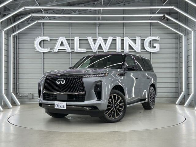 インフィニティ QX80 オートグラフ　7人乗り　新型　フルモデルチェンジ　