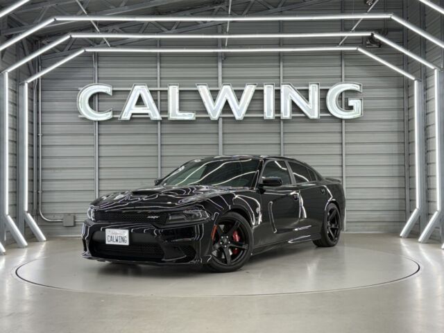 ダッジ チャージャー サンルーフ レッドシートベルト ブラックレザー Harman/Kardon 