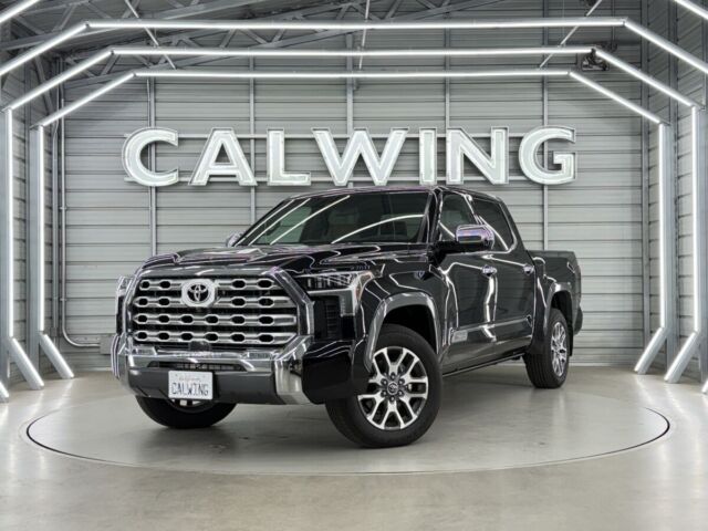 USトヨタ タンドラ - 1794エディション 専用サドルタンレザー  パノラマルーフ 新車並行