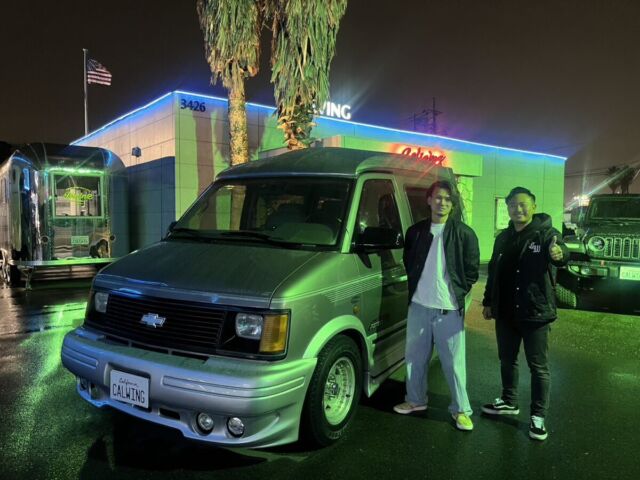 東京都のA社長に シボレー アストロ ハイルーフ スタークラフト をご納車させていただきました！