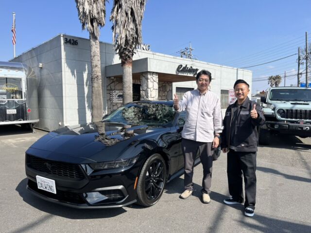 東京都のT様に 新車 フォード マスタング エコブースト をご納車させていただきました！