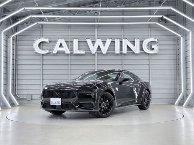 フォード マスタング 2.3L エコブーストプレミアム 315馬力 10速AT