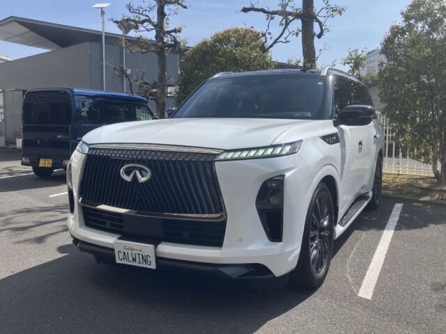 大阪府のP様に 新車 インフィニティ QX80 オートグラフ をご納車させていただきました！
