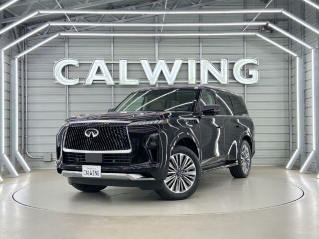 インフィニティ QX80 - LUXE 3.5L V6ツインターボエンジン 450馬力 9速AT