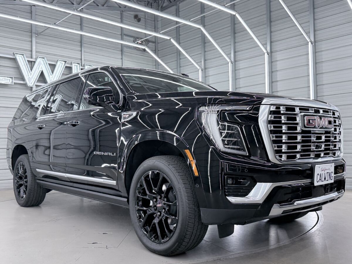 GMCラインナップのトップグレード「GMC ユーコン XL デナリ 4WD」が入庫いたしました。