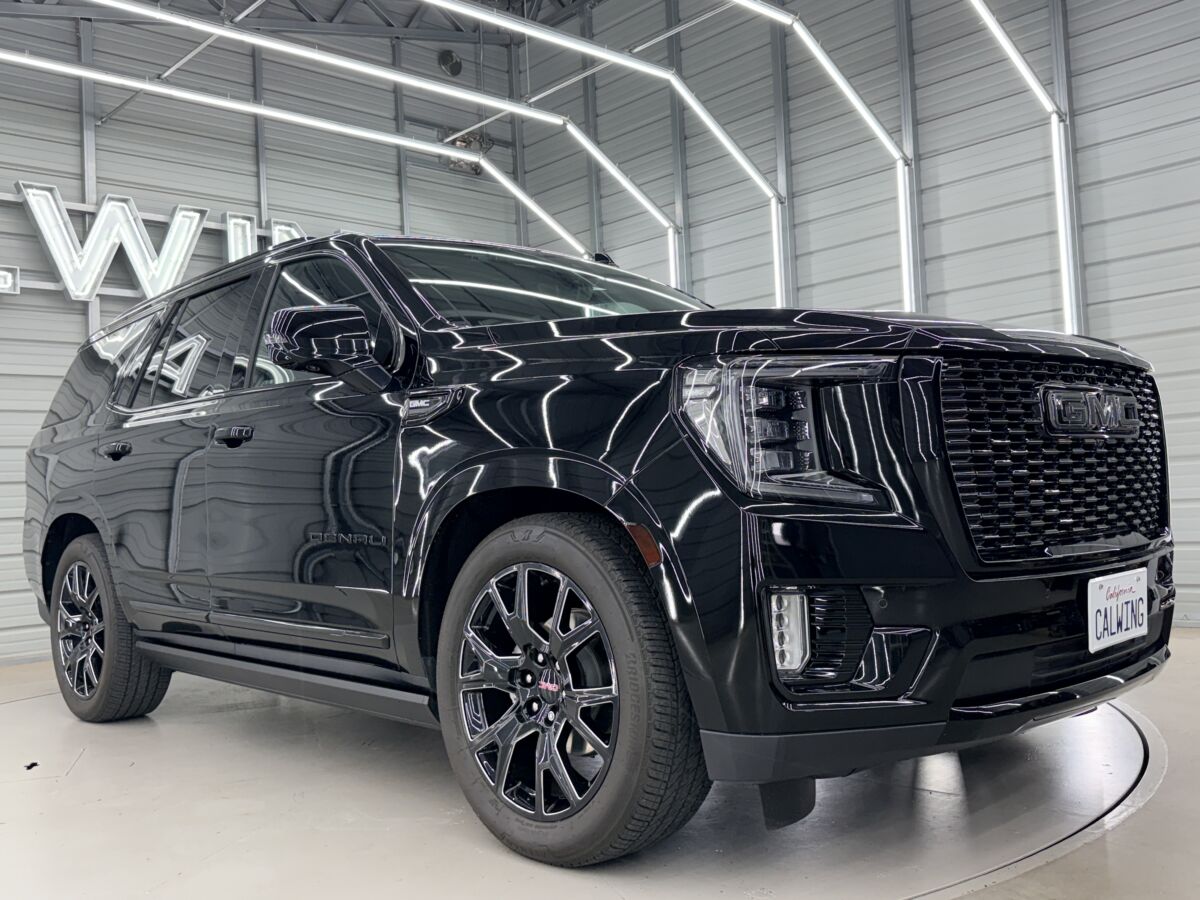 GMCラインナップの最上級プレミアムグレード「GMC ユーコン デナリ アルティメイトパッケージ」が入庫いたしました。