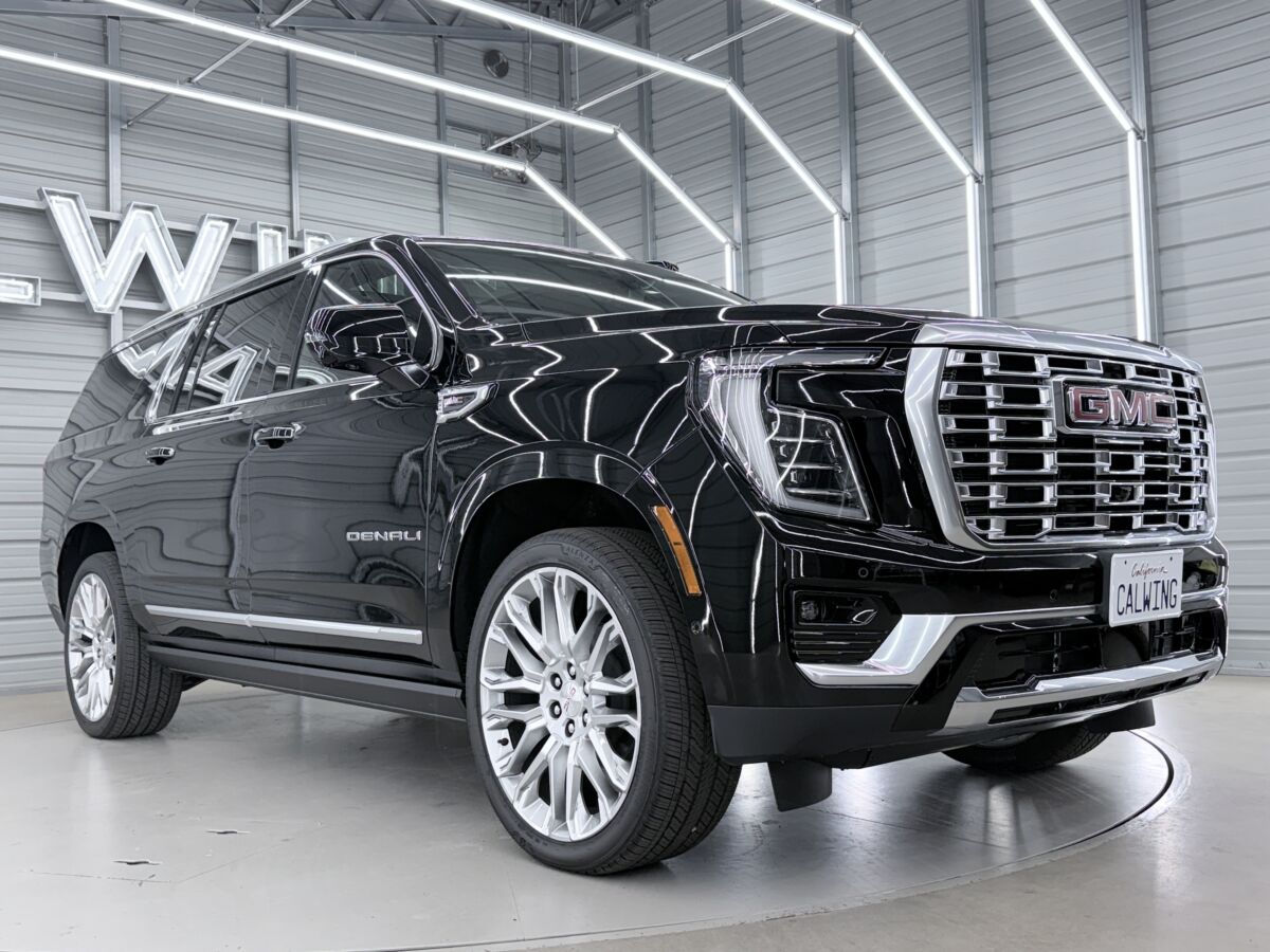 GMCラインナップのトップグレード「GMC ユーコン XL デナリ 4WD」が入庫いたしました。