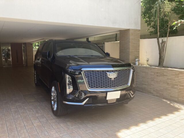 東京都のN様に 新車 キャデラック エスカレード ESV プレミアムラグジュアリー をご納車させていただきました！
