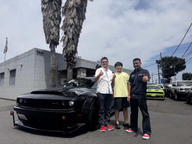 埼玉県のM社長に ダッジ チャレンジャー ヘルキャット BAD SPEED LAデモカー をご納車させていただきました！